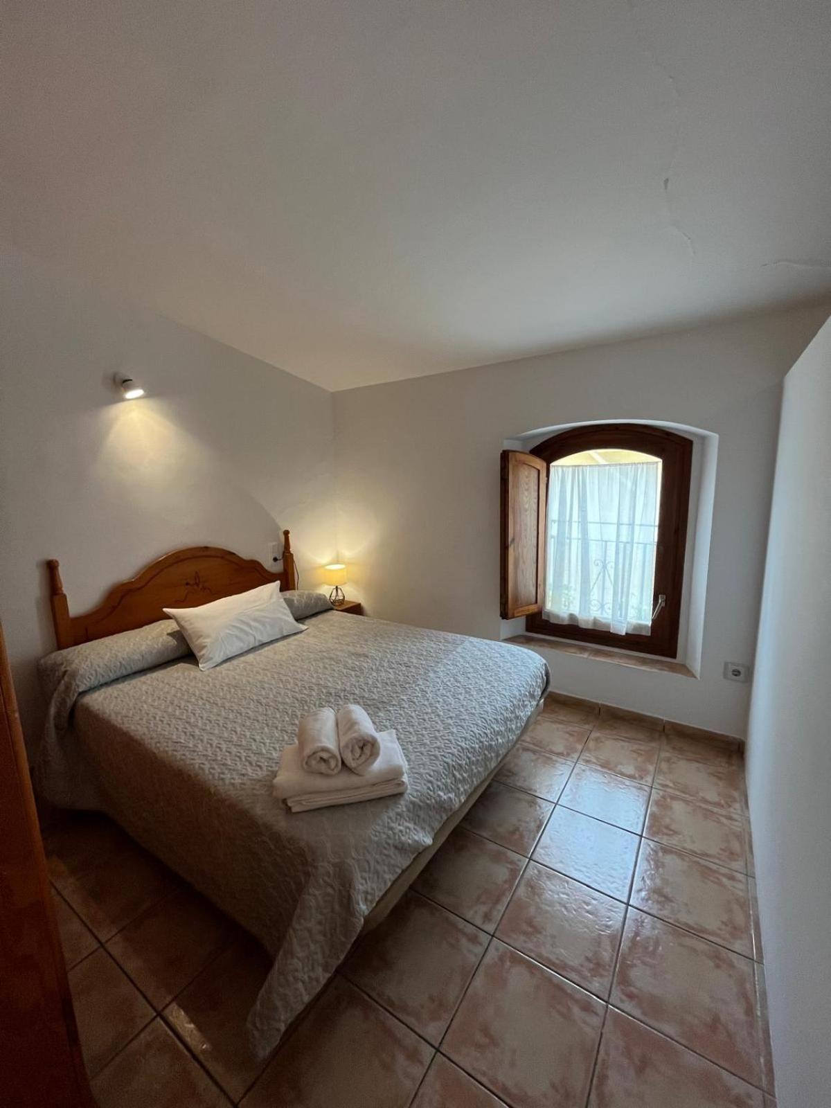 Buhardilla Para Dos En Can Mingu Besalú Kültér fotó